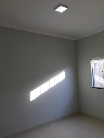 Linda casa no Jardim Itália com oportunidade única - Foto 11