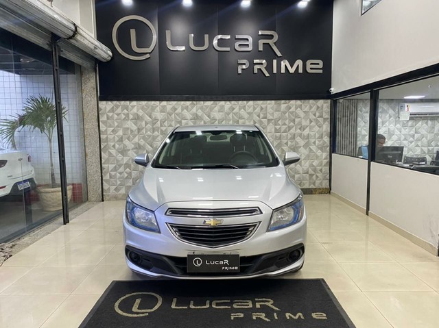 PRISMA 2016 LT 1.4 LINDO CARRO