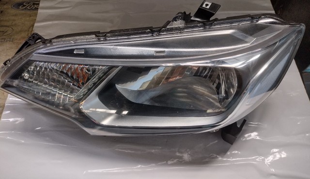 Farol lado esquerdo Honda fit 15 17 - Foto 3