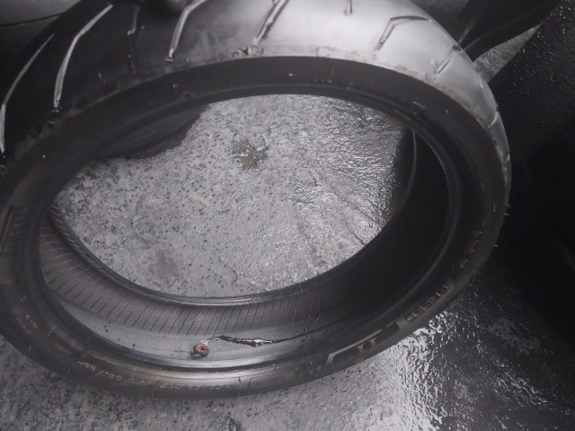 pneu usado pirelli diablo rosso 2 150/60-17 - Foto 5