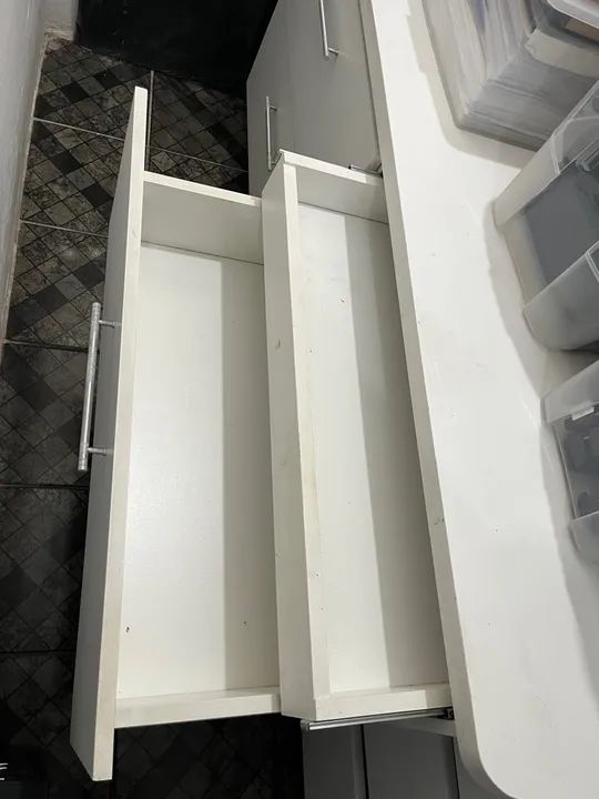 Móvel com 4 gavetas em MDF usado  - Foto 3
