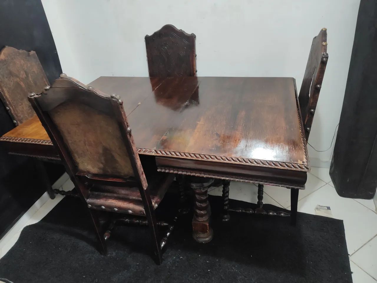 Mesa de madeira imperial 