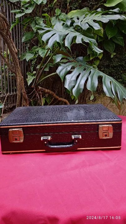 Faqueiro italiano GOTTINGHEN, aço inox com filete de ouro 24k e 127 peças com garantia. - Foto 6