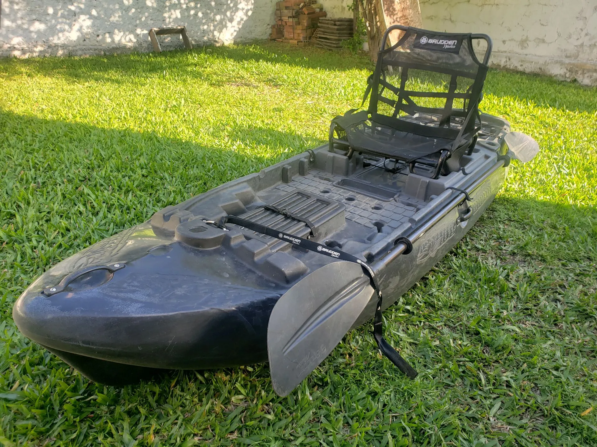 Caiaque Pesca - Bruden 285 - Semi novo com motor