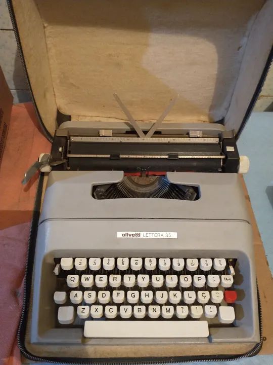 Máquina de escrever para vender hoje