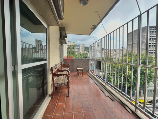 Apartamento à venda em Botafogo RJ