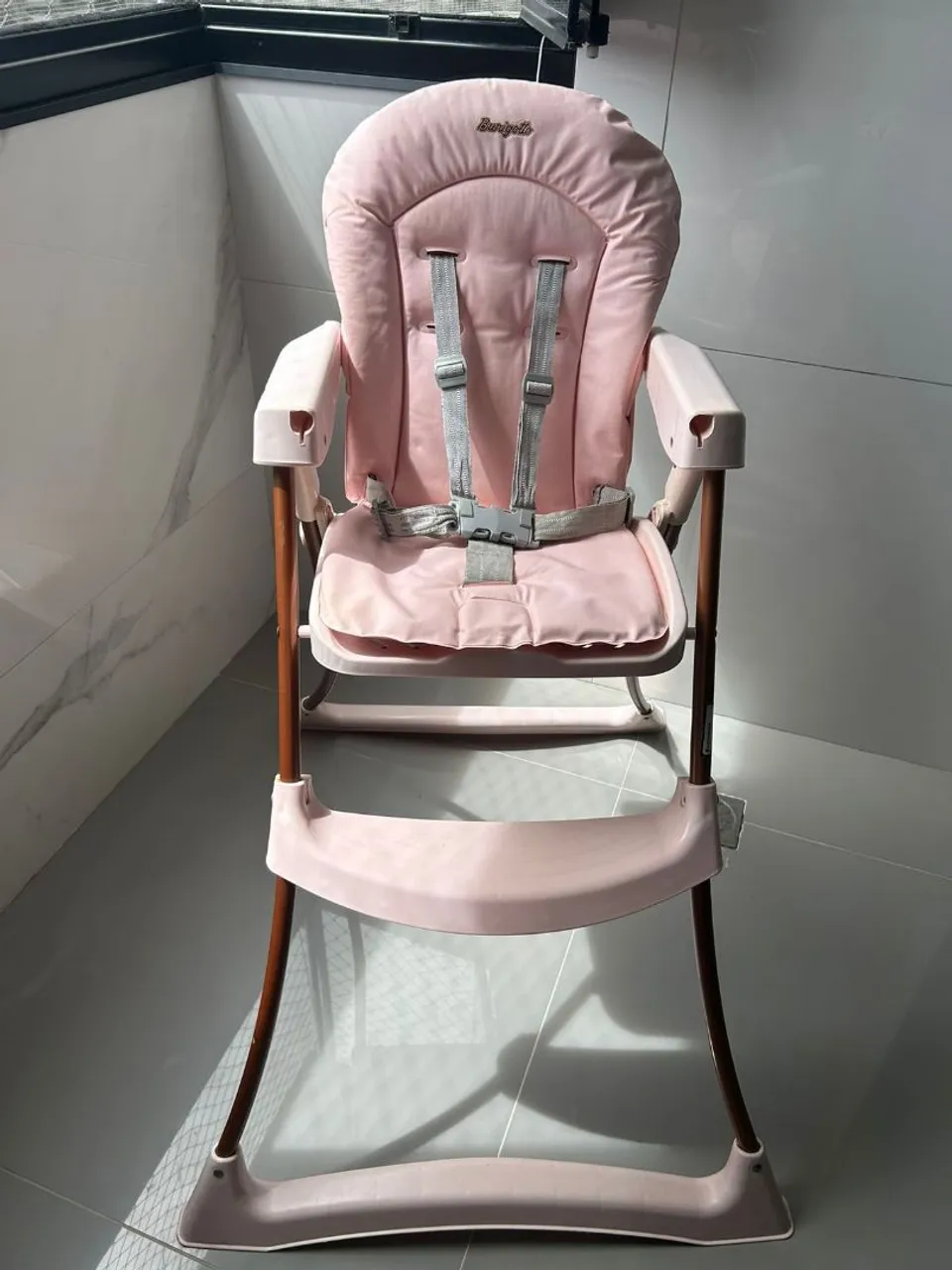 Cadeira de Alimentação Infantil Rosa