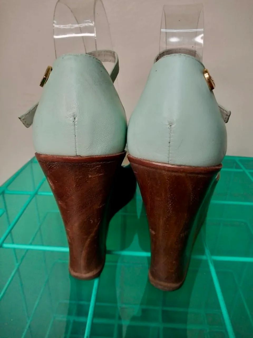 Sandália Plataforma Colcci Verde Menta com Salto Amadeirado - Tamanho 36 - Foto 4