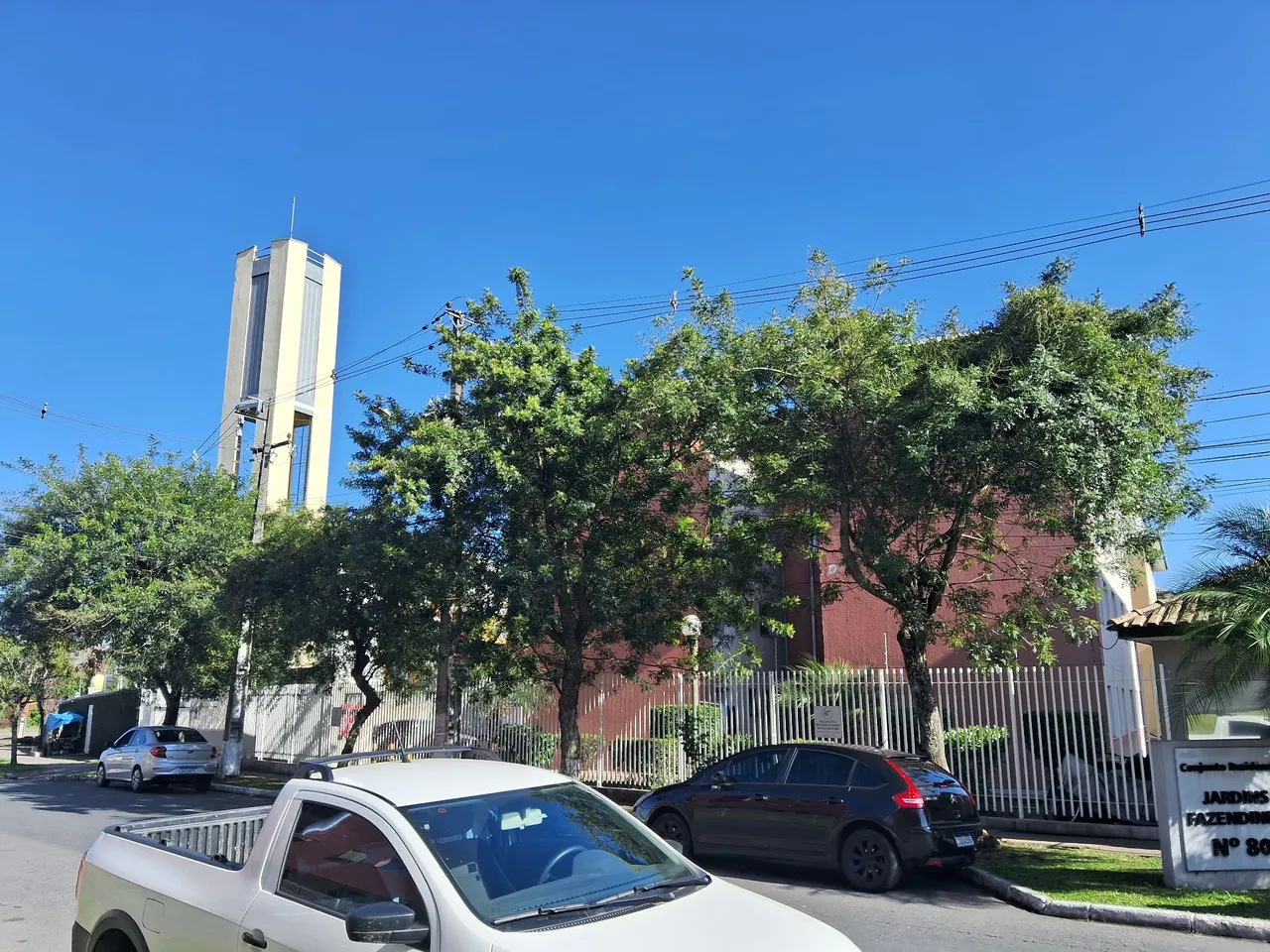 Apto Local Central da Fazendinha /100m do Terminal