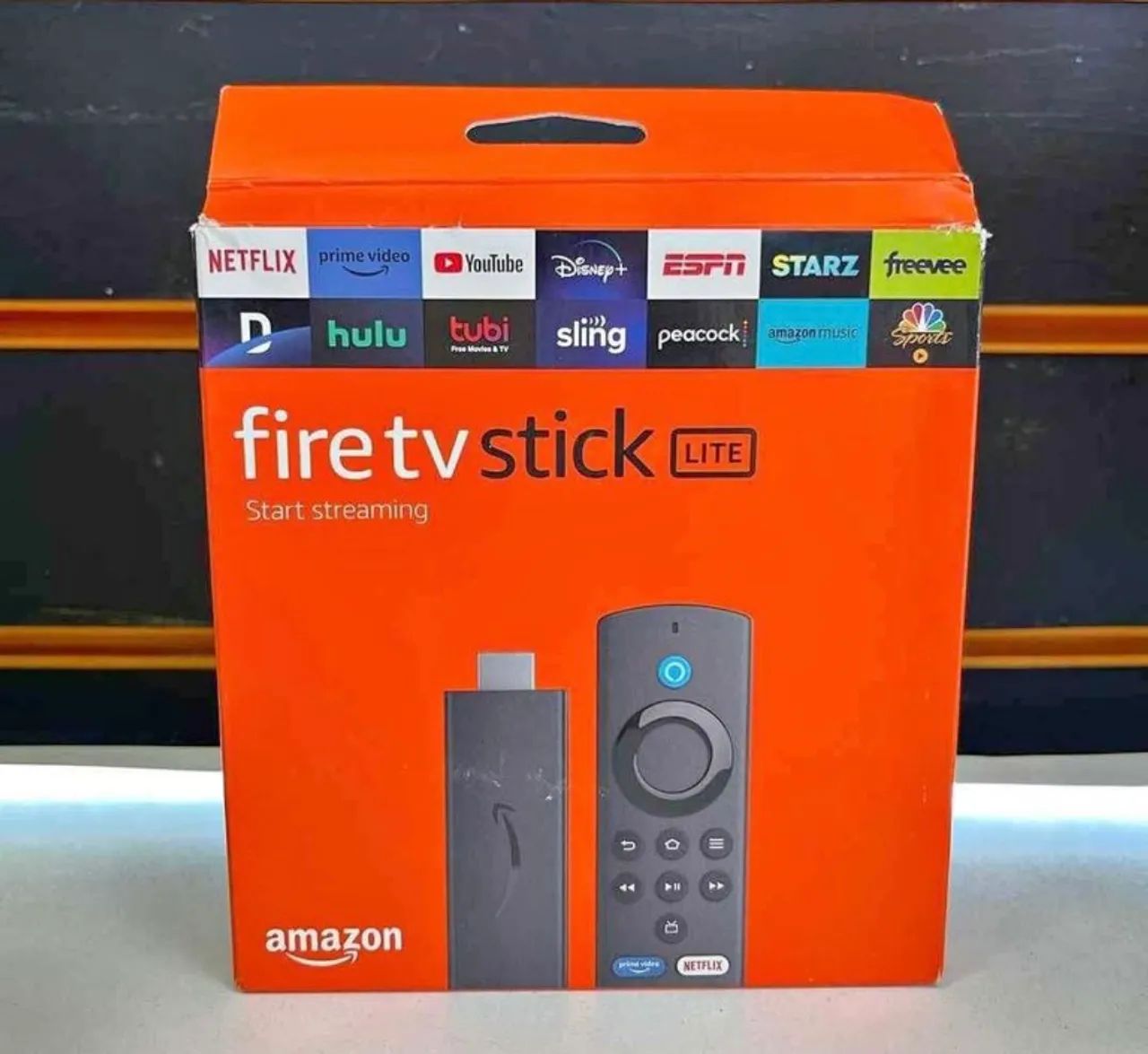 Fire TV Stick - Simplifique sua experiência na TV - Foto 2