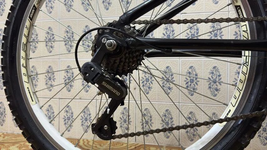 Bicicleta aro 26, peças shimano, bike em perfeito estado - Foto 3