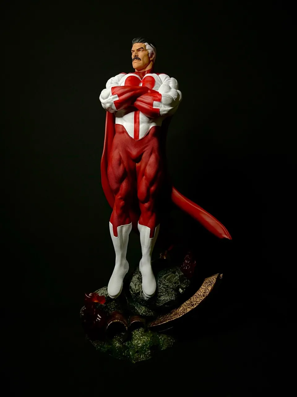 Estatueta do Omni-Man - Invincible Escala 1/6