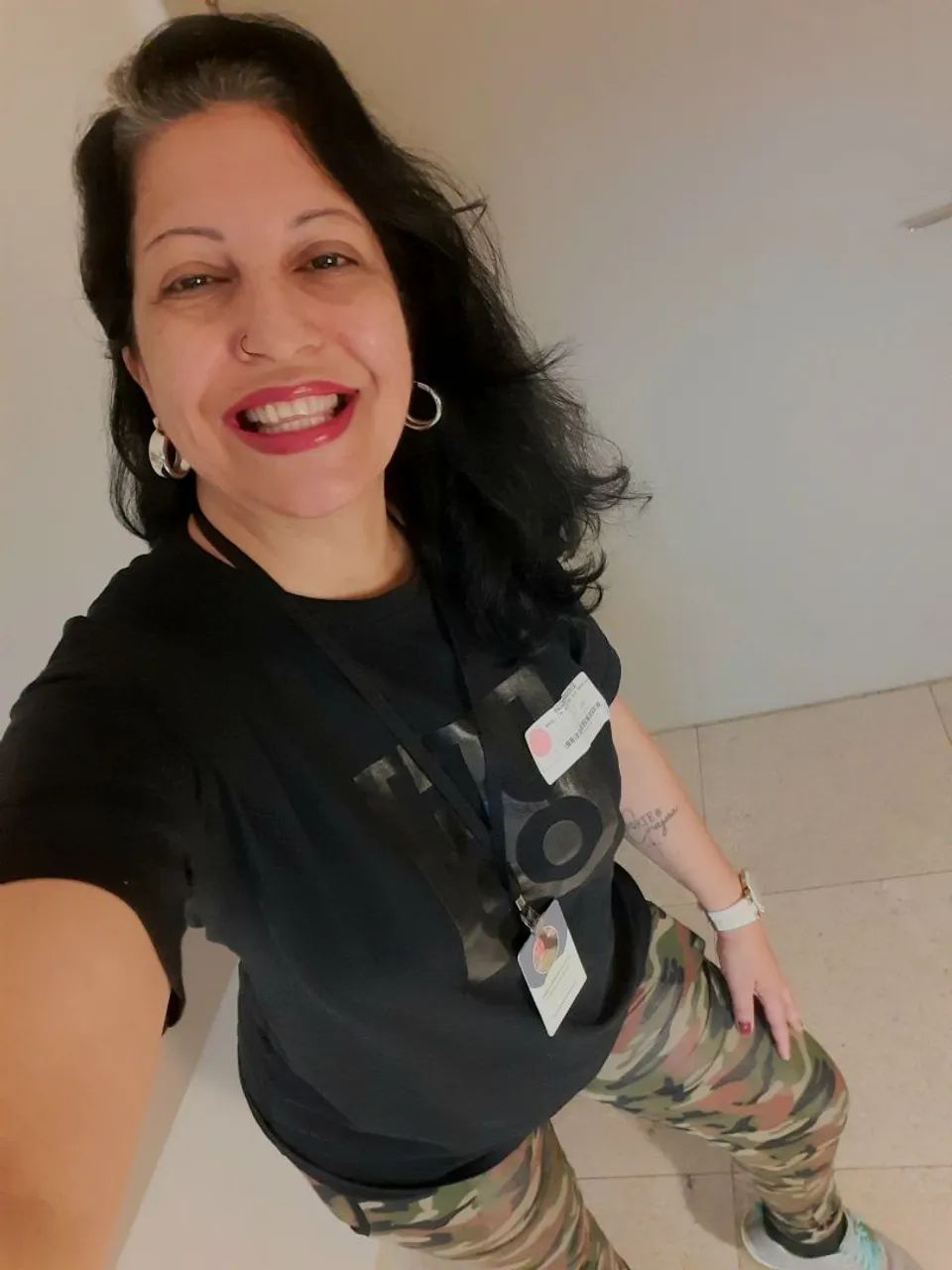 Cuidadora e Acompanhante Hospitalar  - Foto 2