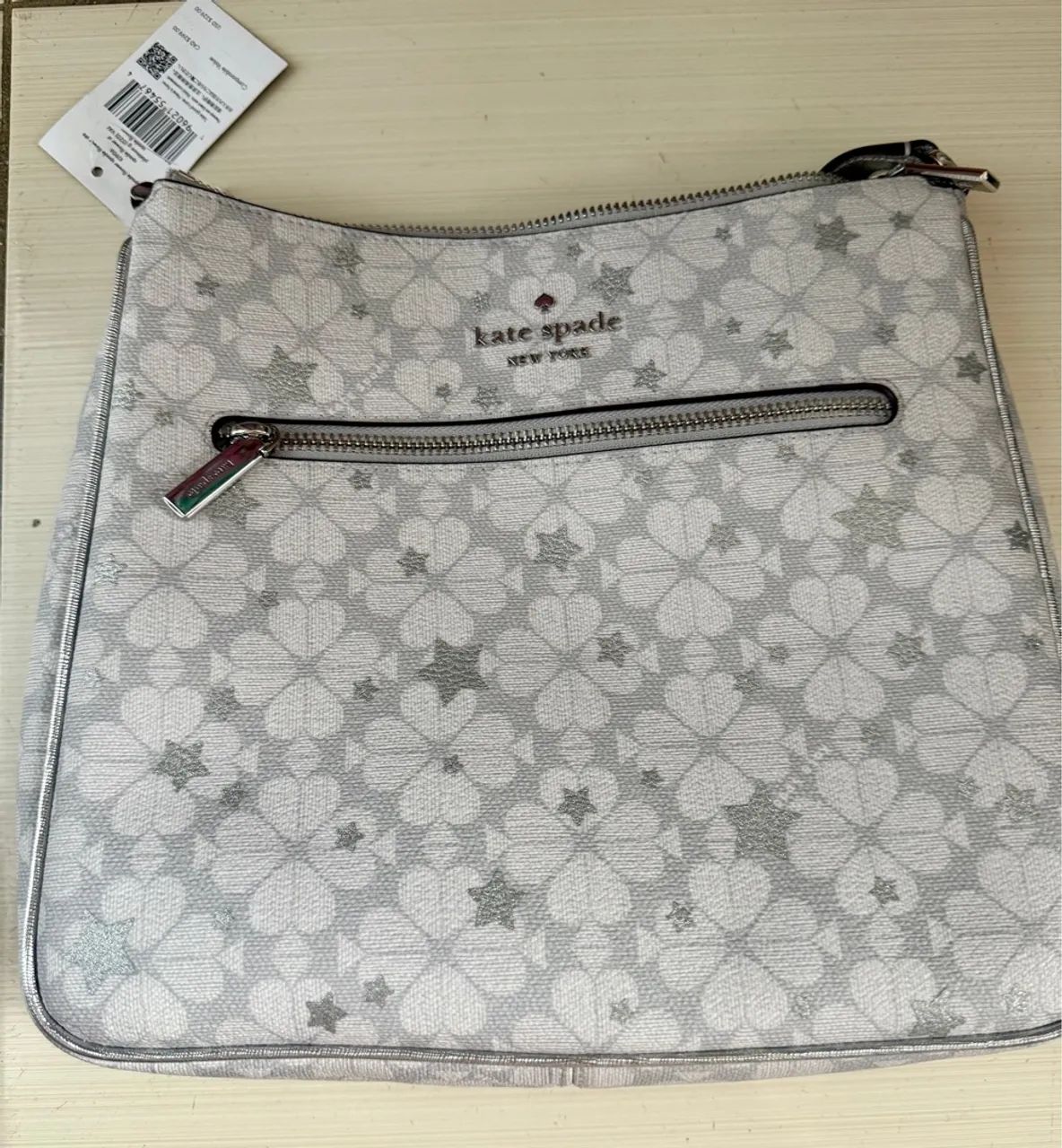 Bolsa Kate Spade New York Prateada com Estampas NOVA - Foto 4