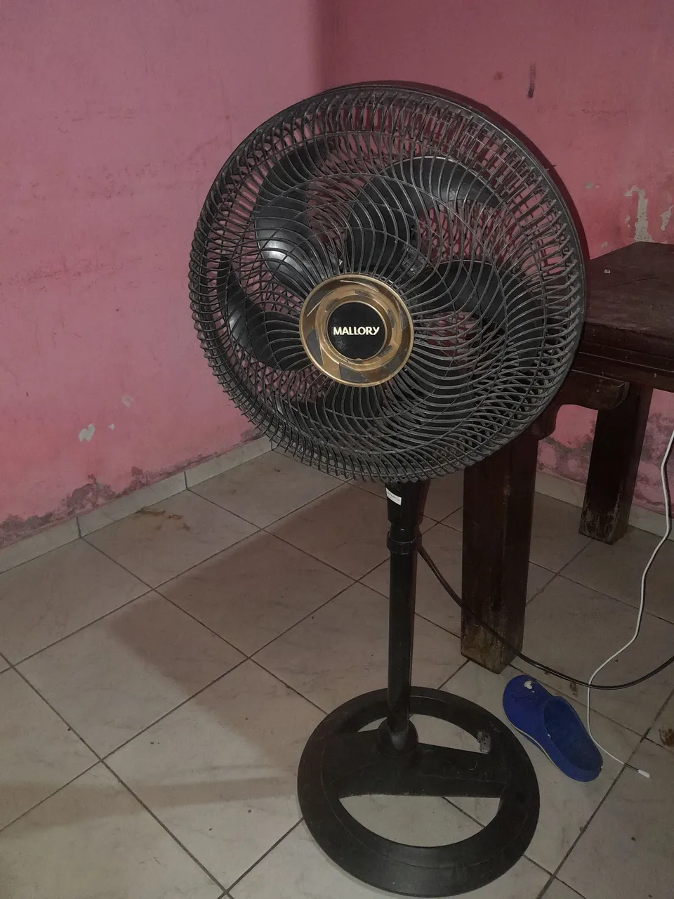Ventilador de coluna Mallory