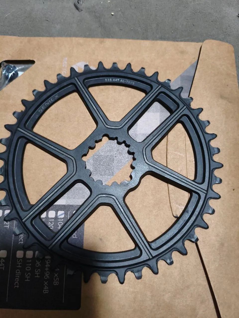 Coroa Senicx 44T para Bike