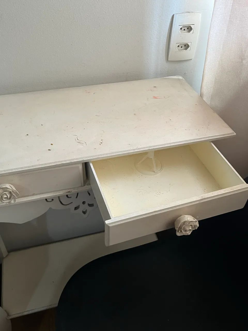 Par de cadeiras e mesa auxiliar - Foto 4