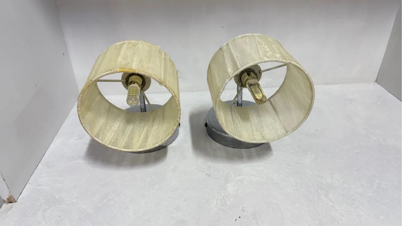 Luminária para cama e teto 