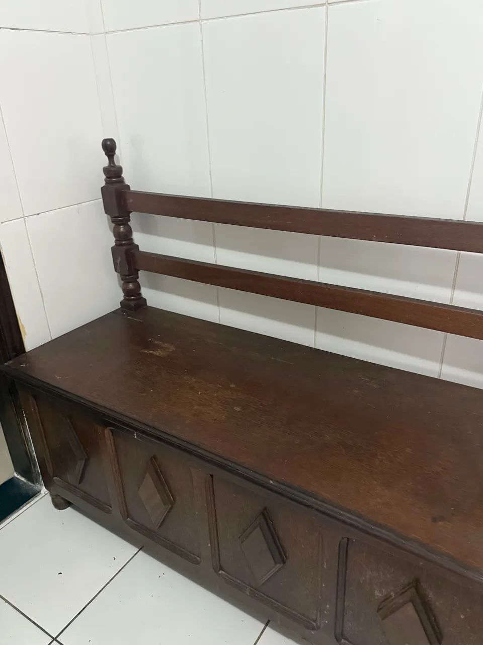 Bau banco de Madeira