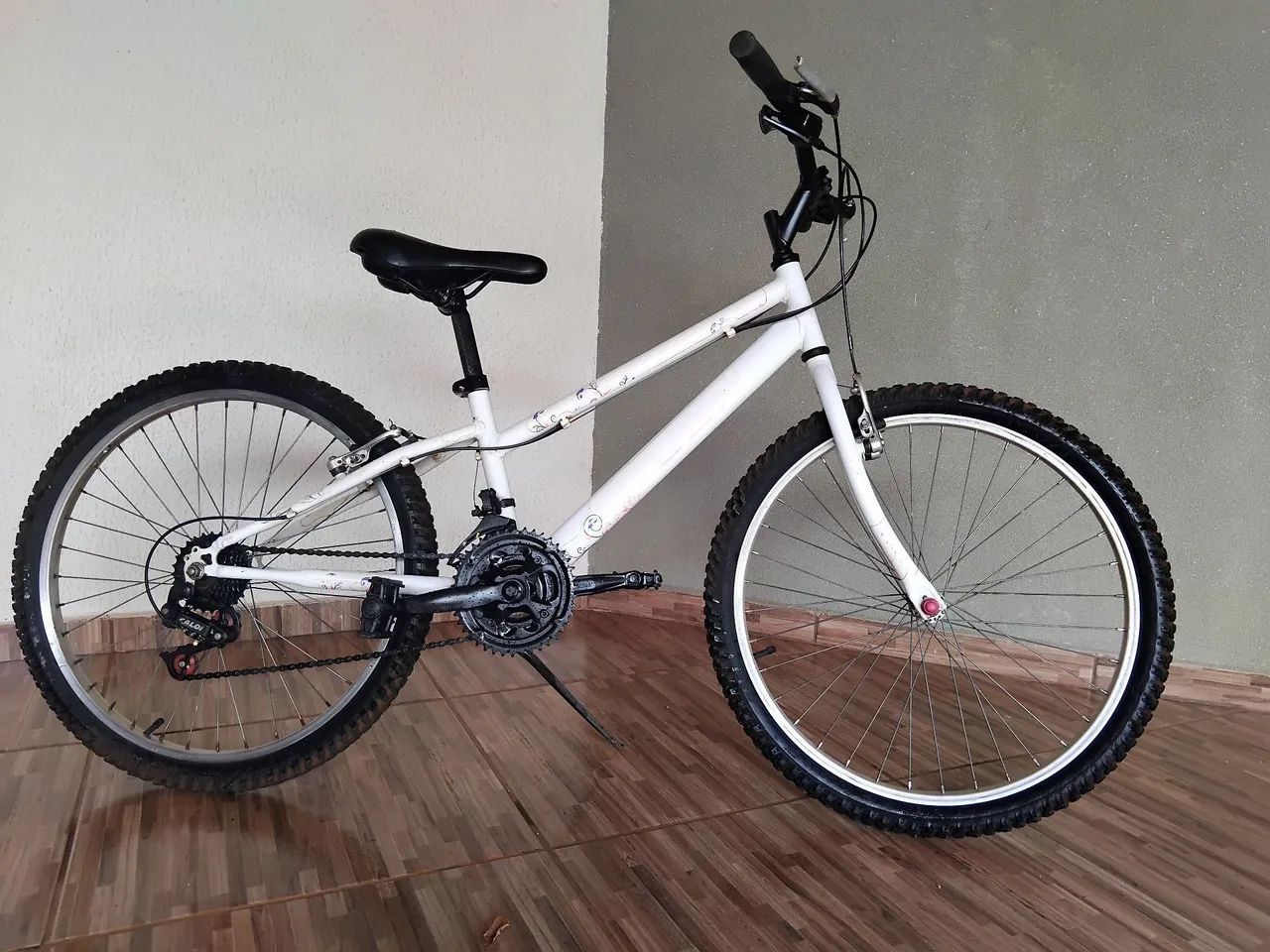 Vendo uma bicicleta  - Foto 4