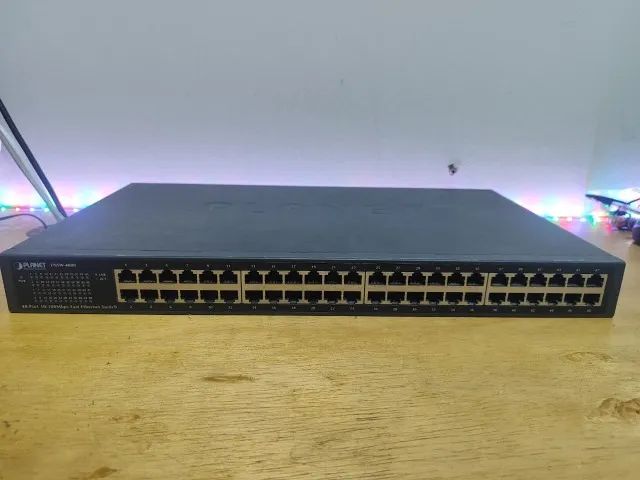Switch Planet Fnsw-4800 / 48 Portas 10/100