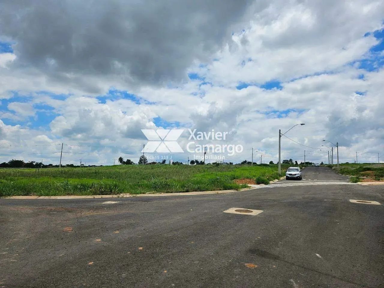 Lote em condomínio fechado no Reserva Vianna Residencial em Ipeuna