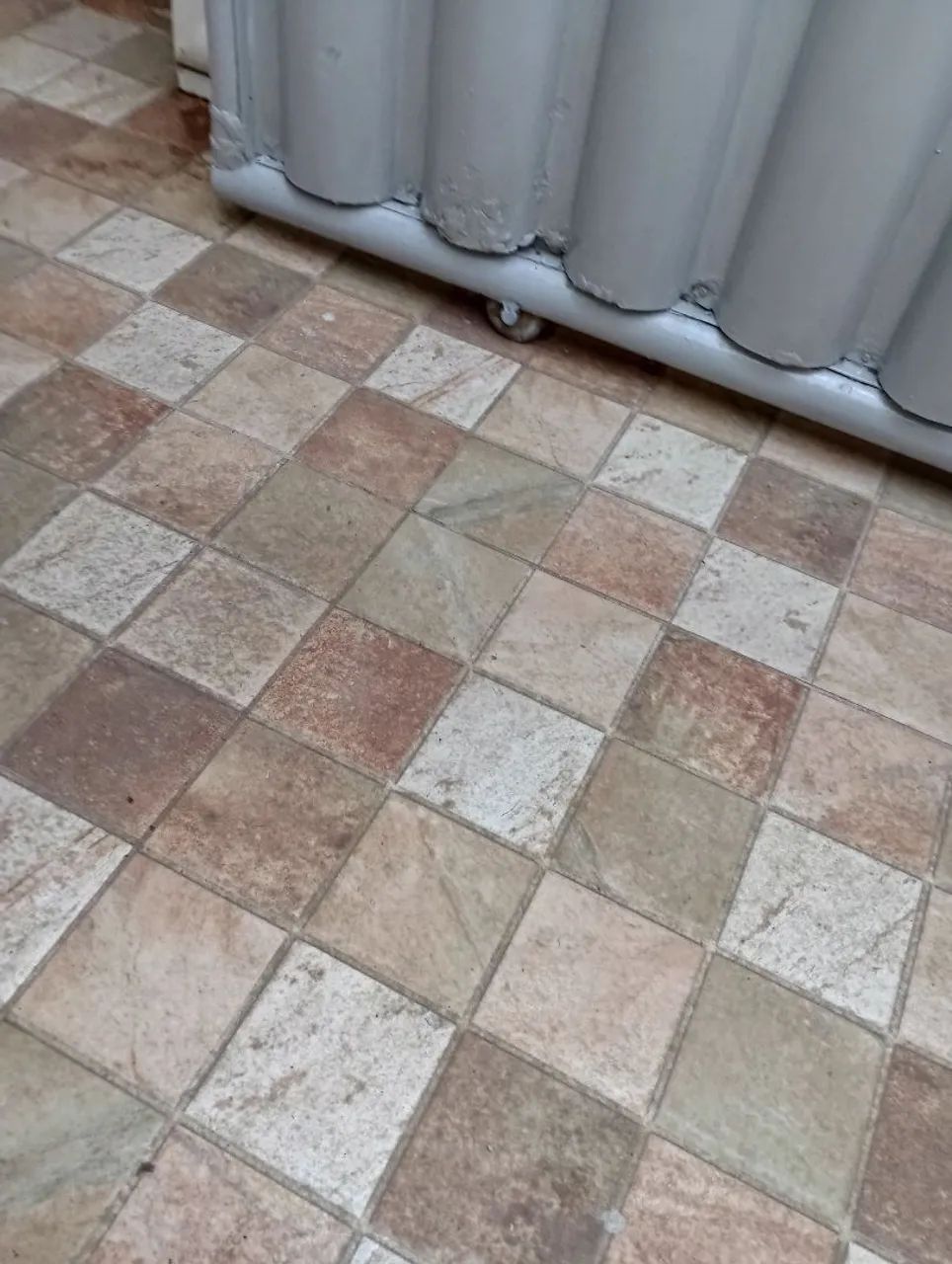 Iron gate64418995891841124