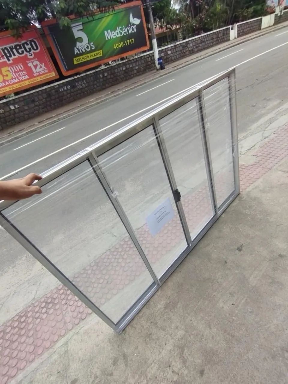 Queima de estoque! Janela 1,00x1,50 4 folhas  - Foto 2