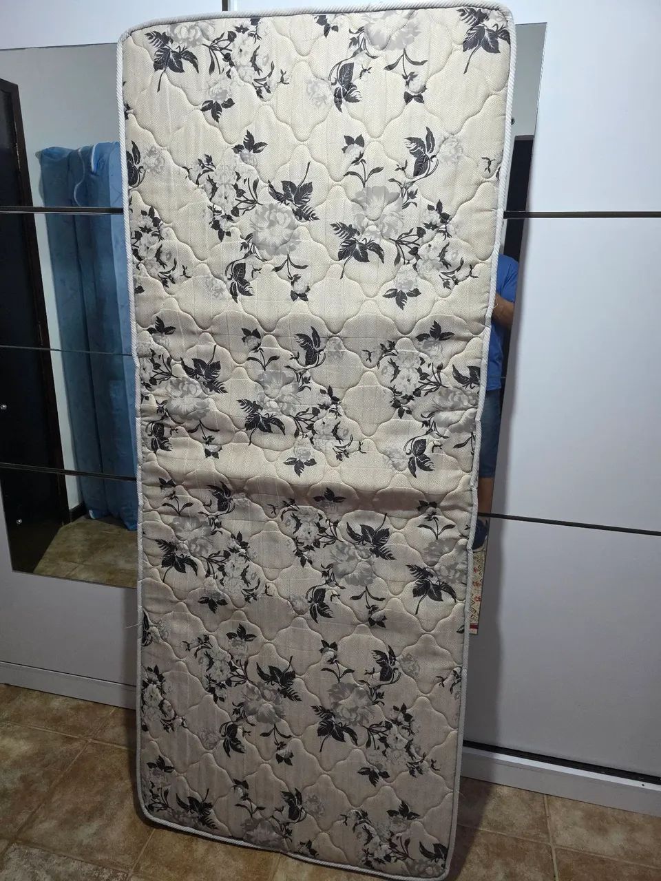 Colchão solteiro D23 ótimo estado - Foto 3
