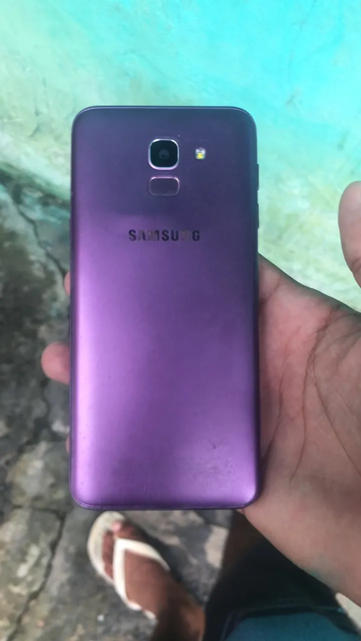 Samsung J6