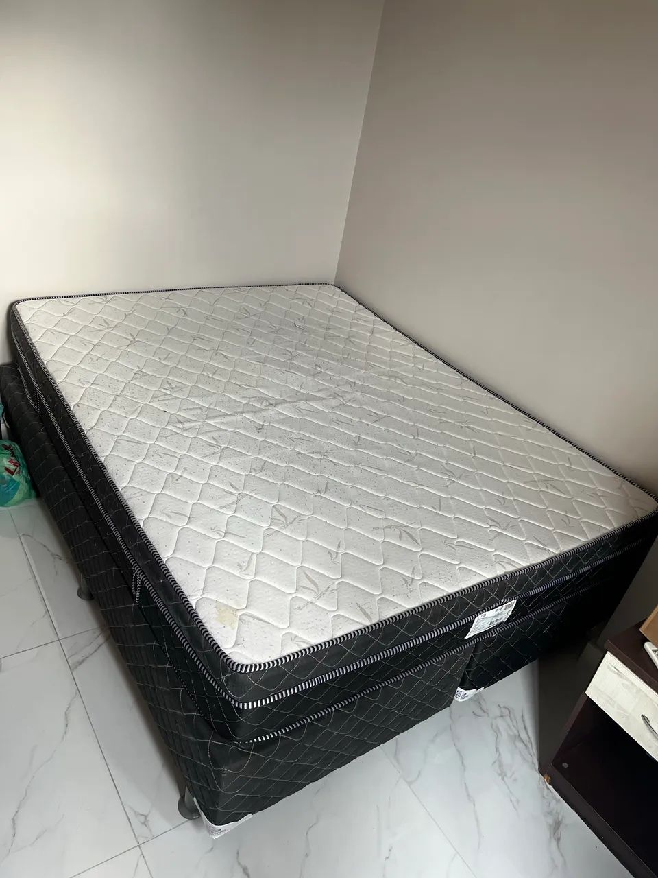 COLCHÃO USADO PERFEITO ESTADO MEGA OFERTA BLACK - Foto 2