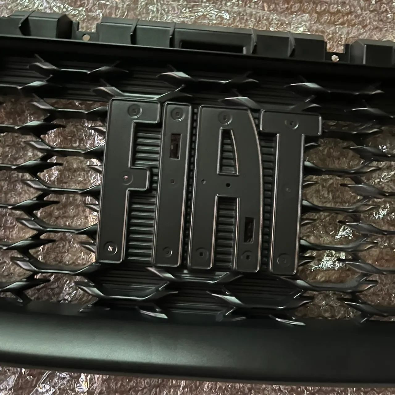 Grade frontal Fiat Fastback Nova original  - Foto 2