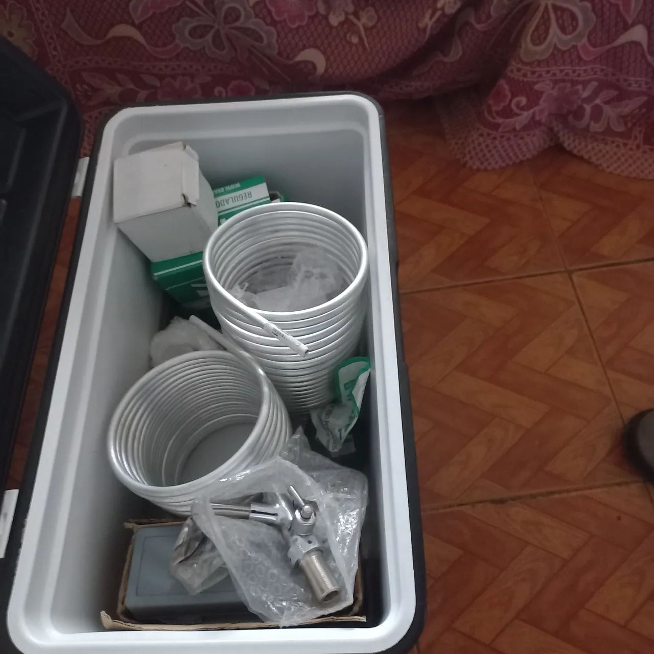 Vendo Caixa térmica COLEMAN 45 LITROS  - Foto 3
