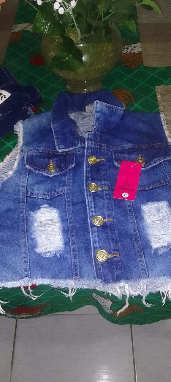 Colete Jeans Feminino Destroyed - Novo!