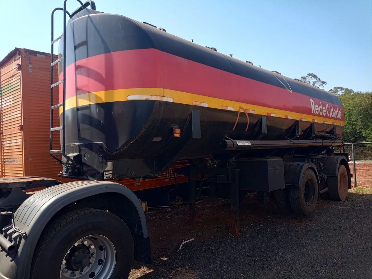 CARRETA TANQUE LORANDA ANO 2004 30.000 LTS - Foto 4