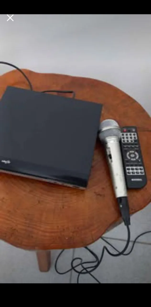 DVD Player com Microfone e Controle Remoto
