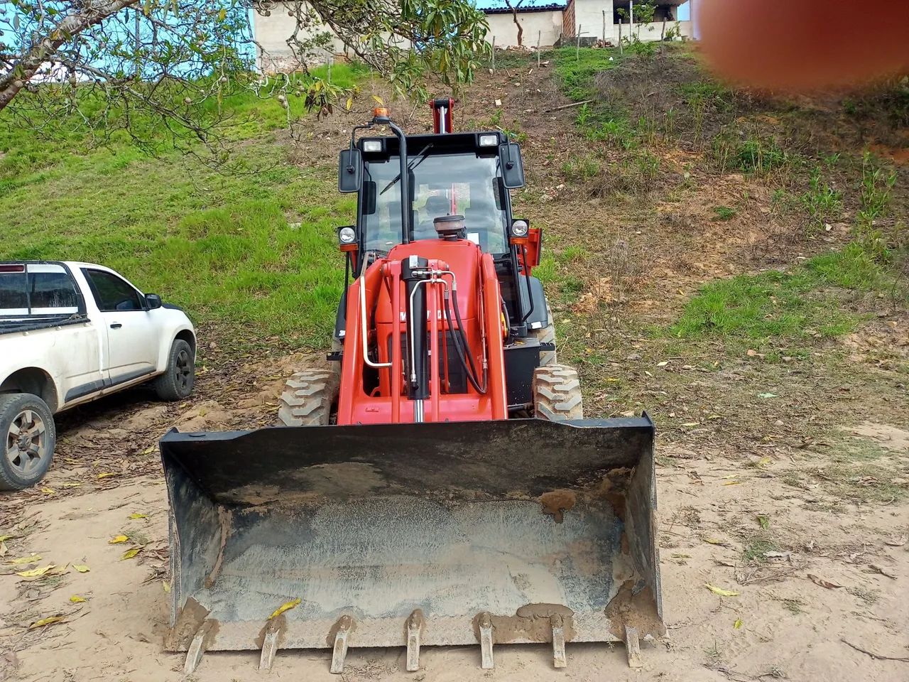 LOCAÇÃO RETROESCAVADEIRA