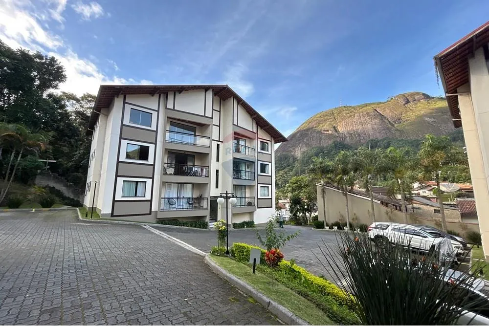 APARTAMENTO DE TRES QUARTOS - DUAS SUITES - TODO REFORMADO NO CONEGO EM CONDOMINIO - VALOR