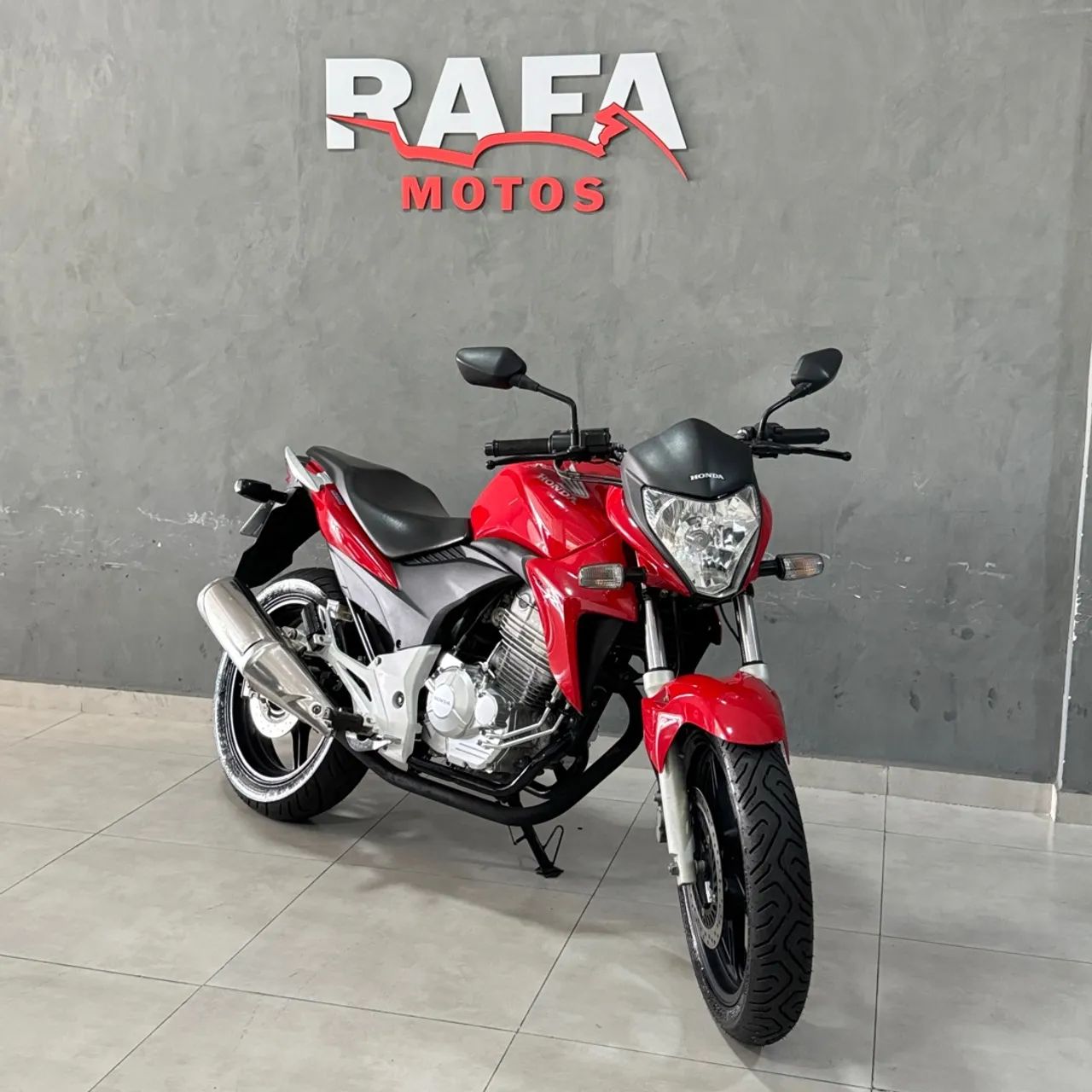 HONDA CB 300 IMPECÁVEL  - Foto 4