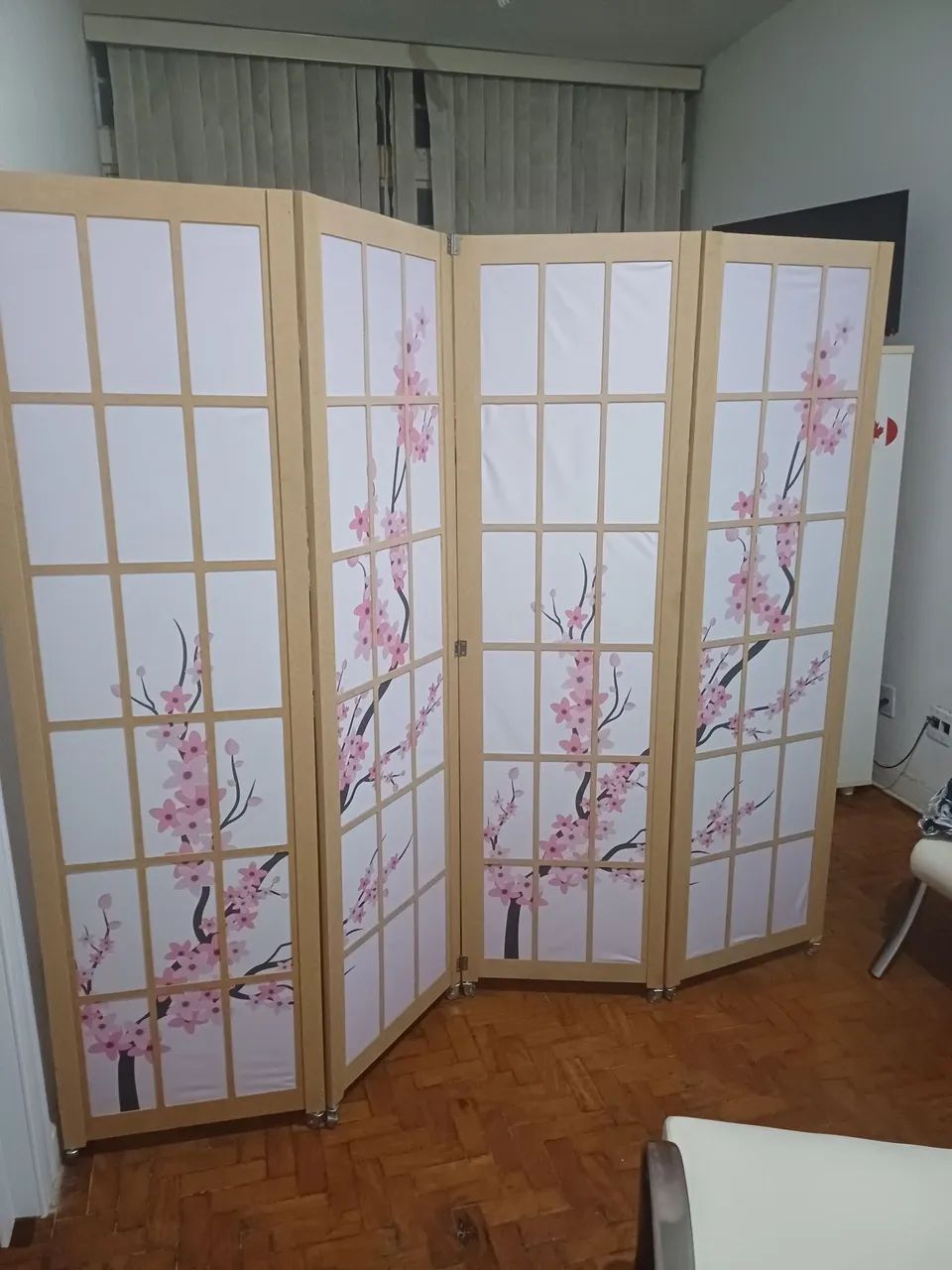 Divisória estilo oriental com flores de cerejeira - Foto 5