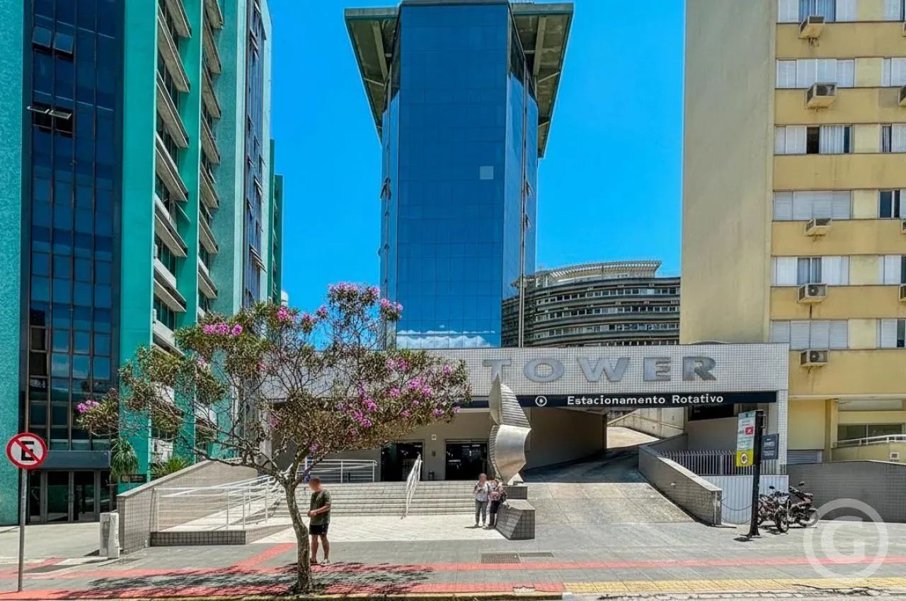 Loja comercial para alugar em localização estratégica no Centro de Florianópolis