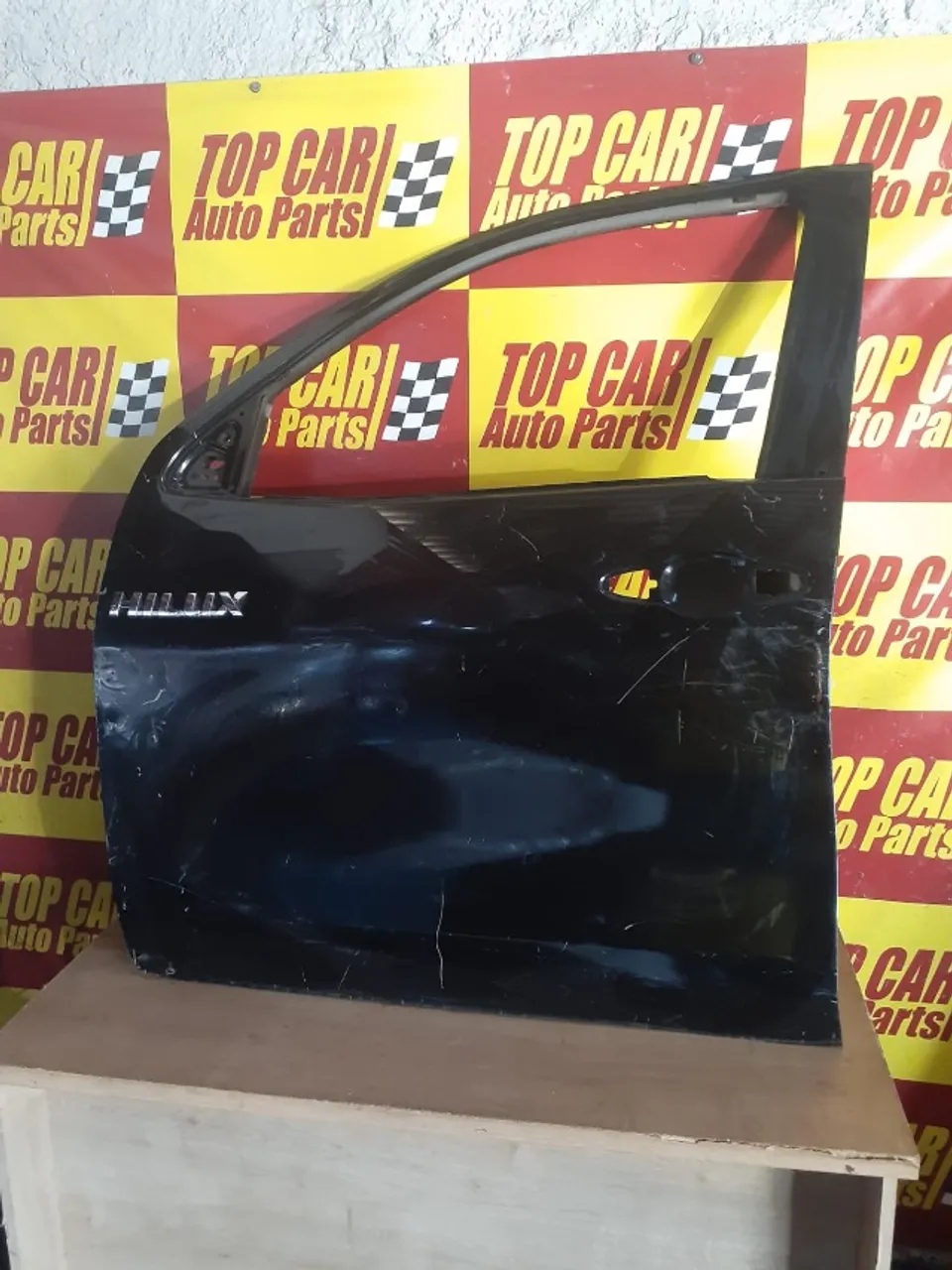 Porta dianteira Hilux 2016 - usado, original, PREÇO BOM