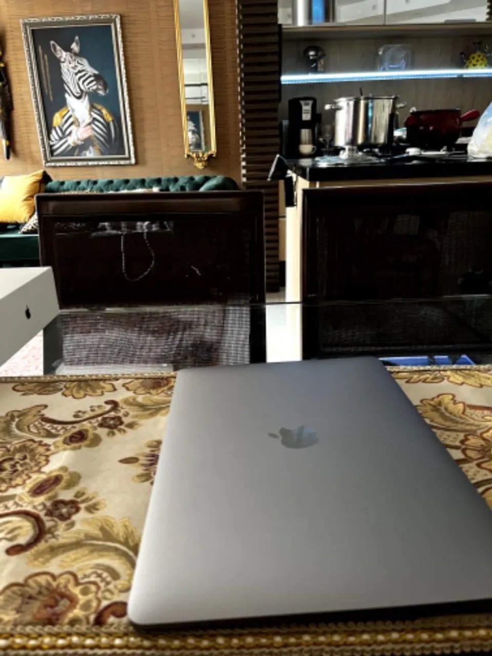 APPLE Mac book air chip m1 