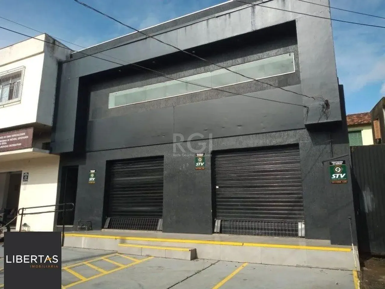 Loja para Venda - 236.36m², 0 dormitórios, Medianeira