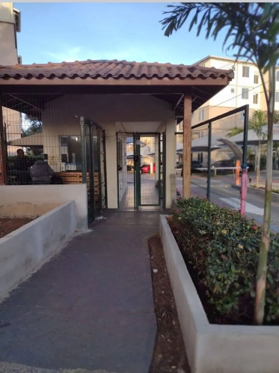 VENDE SE APARTAMENTO CONDOMÍNIO ROSSI IDEAL