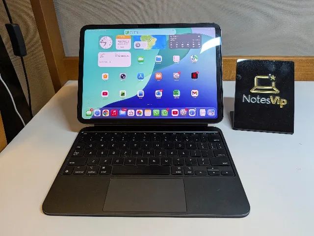 IPAD PRO M4 11" - 256GB - WIFI-CELLULAR 5G + MAGIC KEYBOARD