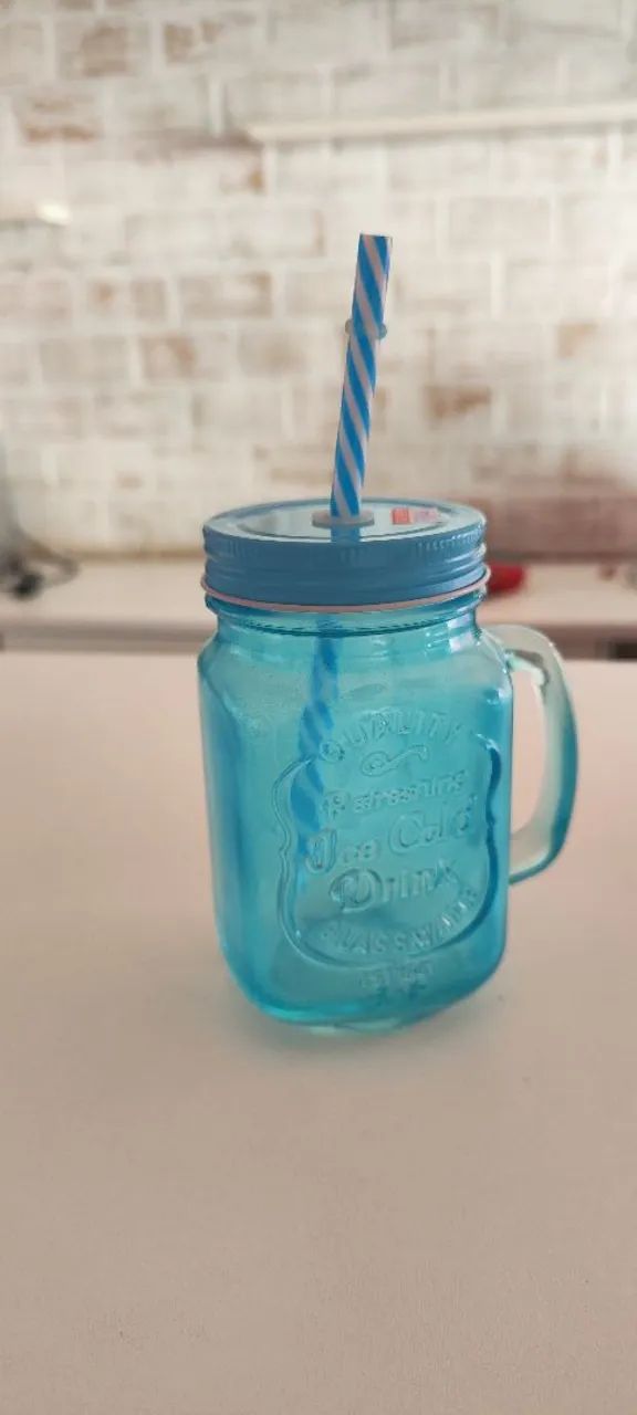 Caneca para suco ou bebidas