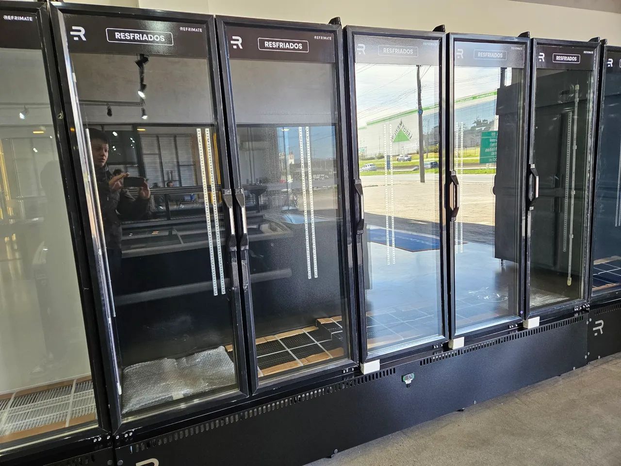 expositora refrigerada 5 portas para bebidas e lacticínios - a pronta entrega 