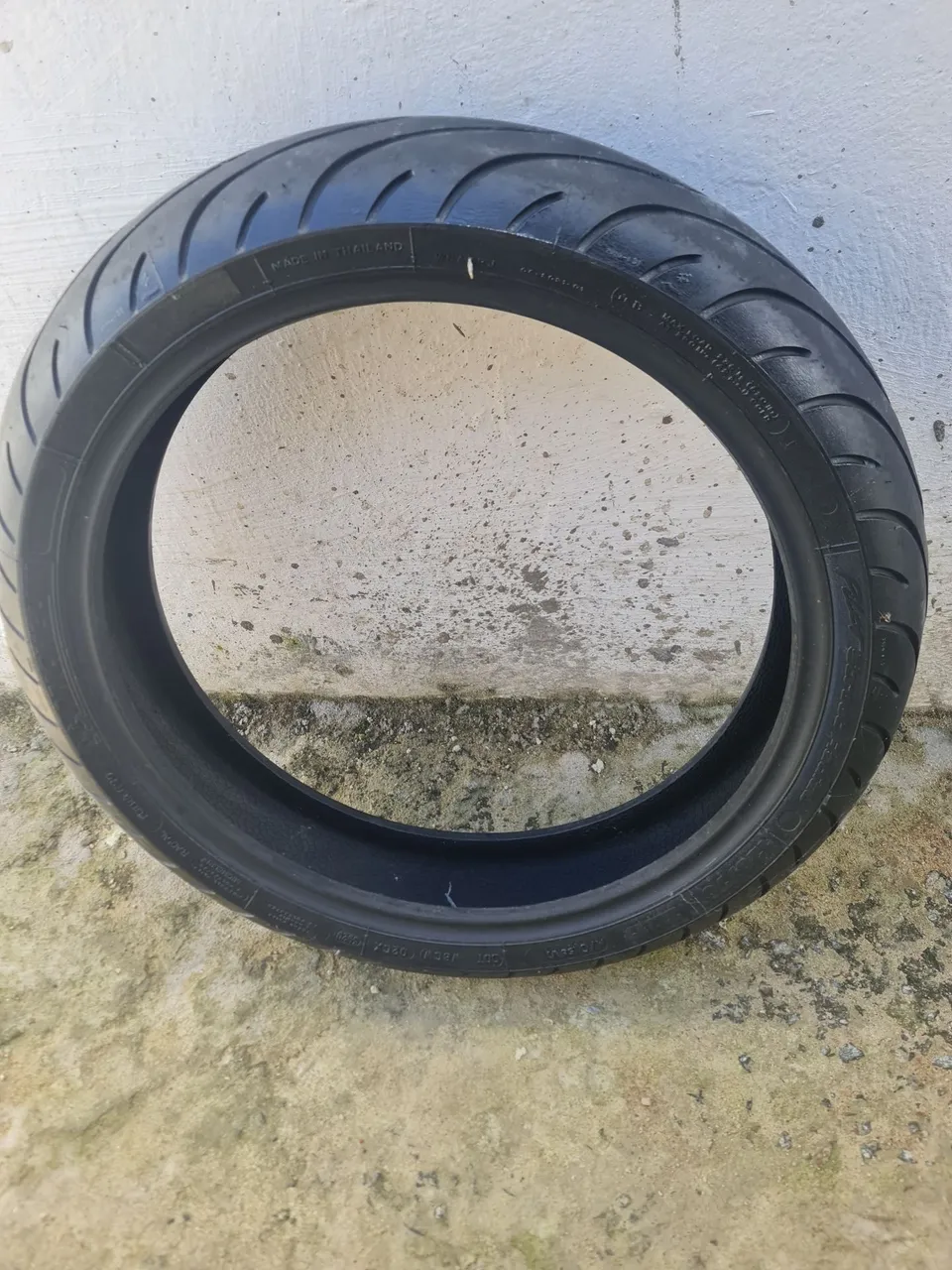 Pneu michelin 120 70 17