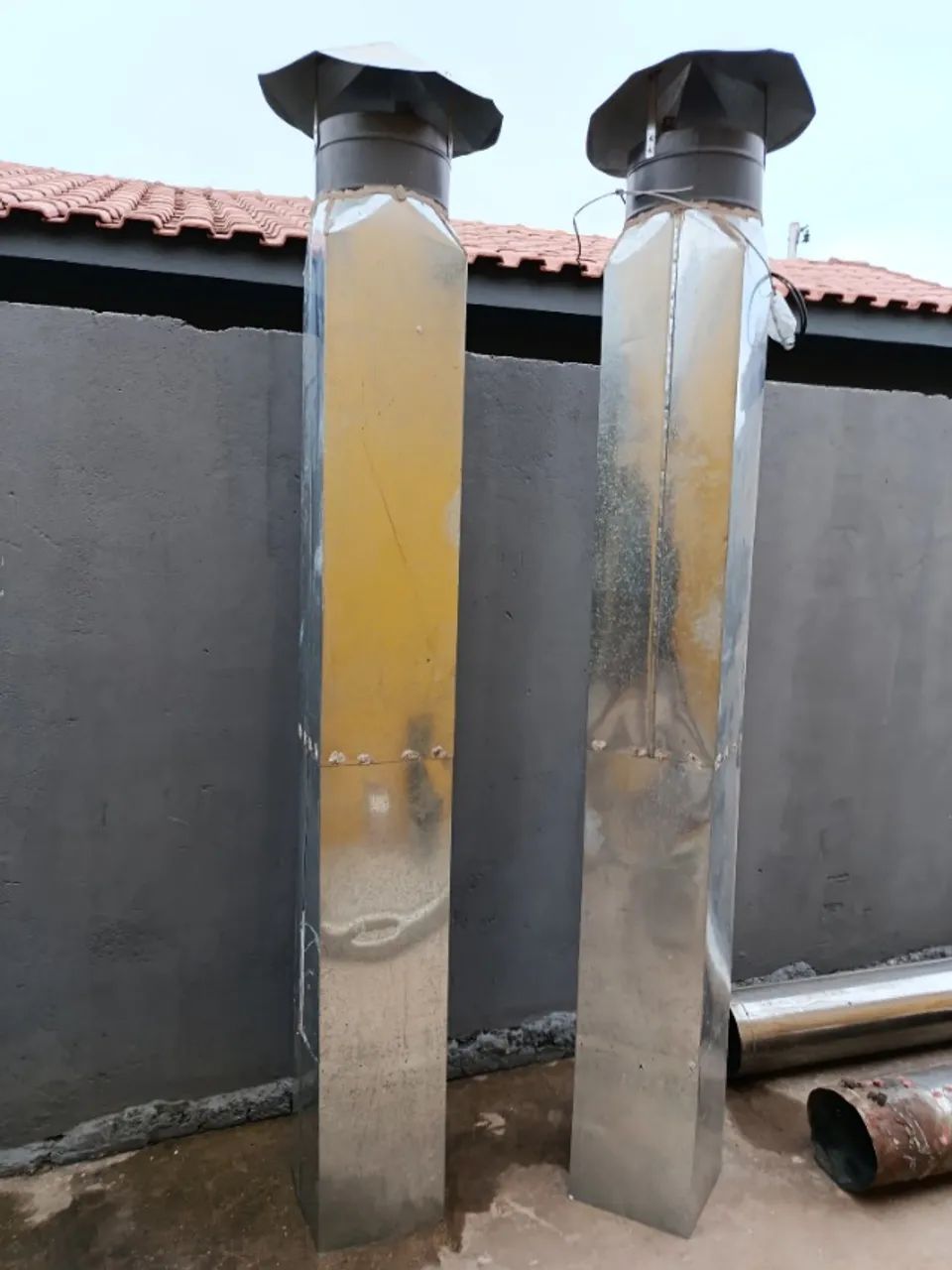 Dois dutos de galvanizado com exaustores Tron  - Foto 6